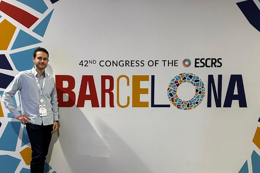 congres escrs barcelona 2024 docteur maxime delbarre chirurgien ophtalmologiste specialiste chirurgie refractive cataracte montpellier