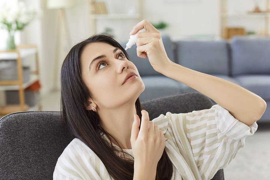 secheresse oculaire apres operation cataracte docteur maxime delbarre chirurgien ophtalmologiste specialiste chirurgie refractive montpellier