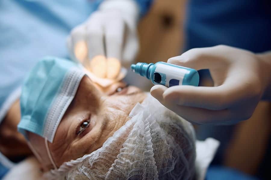 precautions apres operation cataracte secondaire docteur maxime delbarre chirurgien ophtalmologiste specialiste chirurgie refractive montpellier precautions apres operation cataracte secondaire docteur maxime delbarre chirurgien ophtalmologiste specialiste chirurgie refractive montpellier